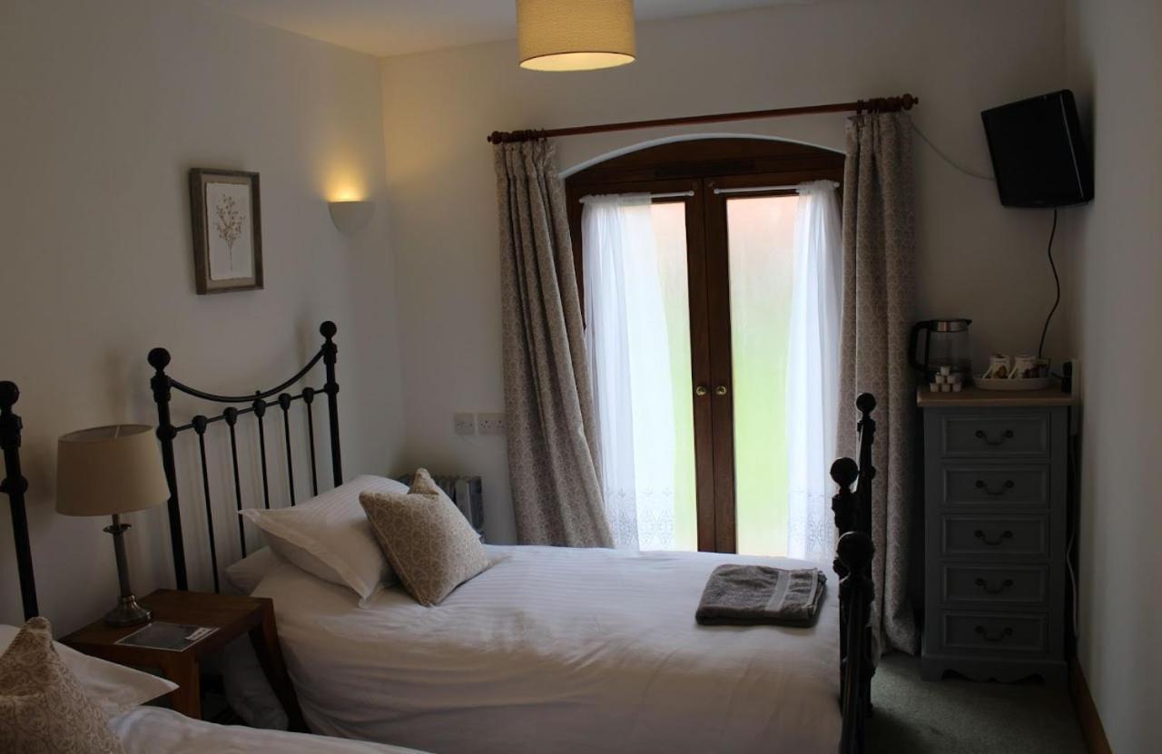 Holly Lodge Country Guest House Blidworth Esterno foto